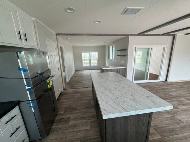 Vantage 32563N | Nationally Available | Built by Cavco - Waco in Waco, TX.