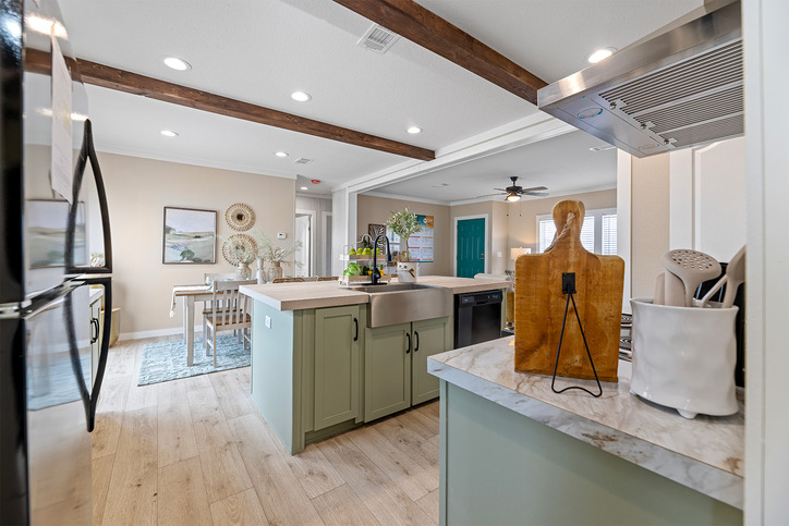 Sheridan 52 28523S| 3 bedroom, 2 bathroom, 1421 sqft home | Built by Cavco - Fort Worth in Fort Worth, TX.