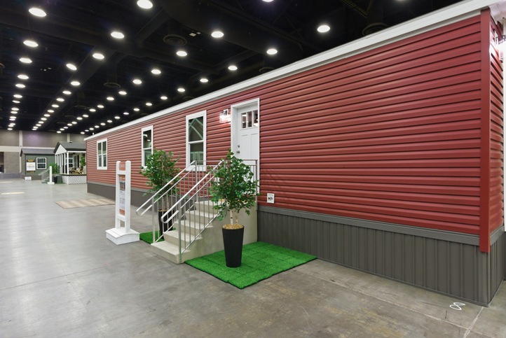Triton 16682B | 2 bedroom, 2 bathroom, 1020 sqft home. Built by Cavco - Clarion in Shippenville, PA.