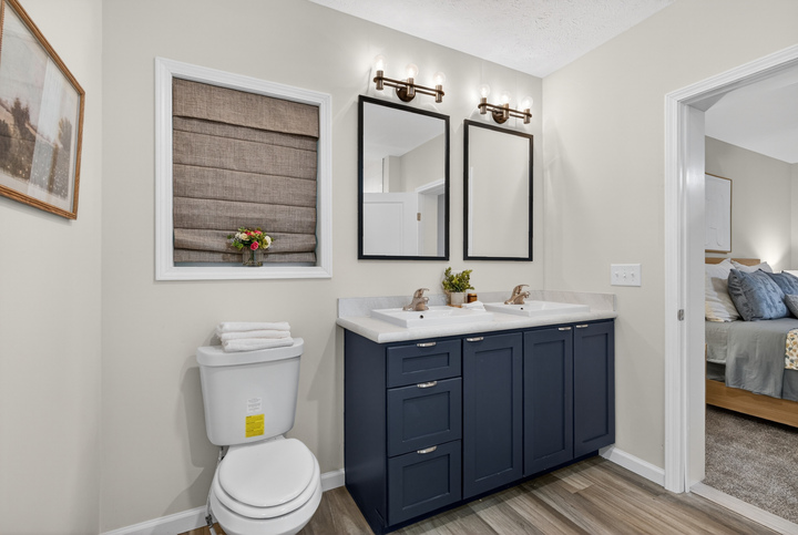 Essence 21 32604B | 4 bedroom, 2 bathroom, 1800 sqft home | Built by Cavco - Goshen in Goshen, IN.