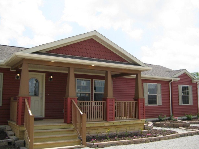 Oakwood | 3 bedroom, 2 bathroom, 1600 sqft home | Built by Cavco - Goshen in Goshen, IN.