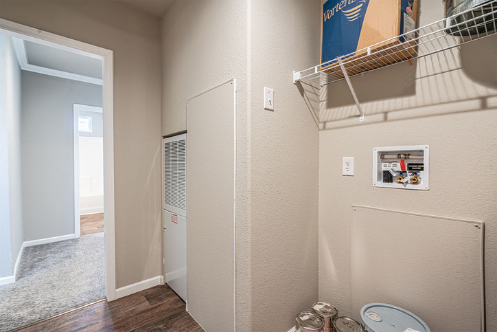 Evergreen 28603E | 3 bedroom, 2 bathroom, 1600 sqft home | Built by Cavco - Woodburn in Woodburn, OR.