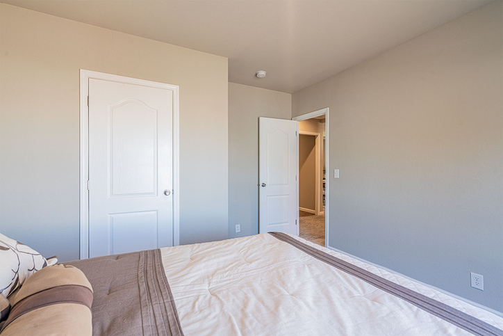 Evergreen 28603E | 3 bedroom, 2 bathroom, 1600 sqft home | Built by Cavco - Woodburn in Woodburn, OR.