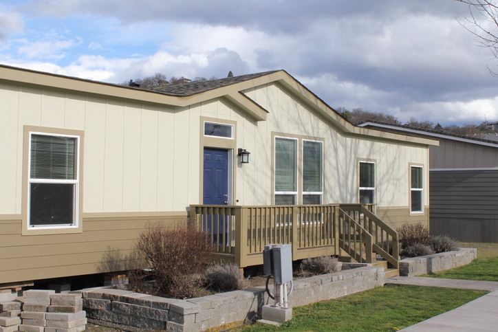 Urban Homestead | 3 bedroom, 2 bathroom, 1680 sqft home | Built by Cavco - Millersburg in Millersburg, OR.