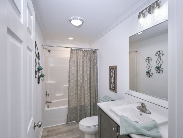Blue Ridge Limited 2 32603B | 3 bedroom, 2 bathroom, 1800 sqft home | Built by Cavco - Crouse in Crouse, NC.
