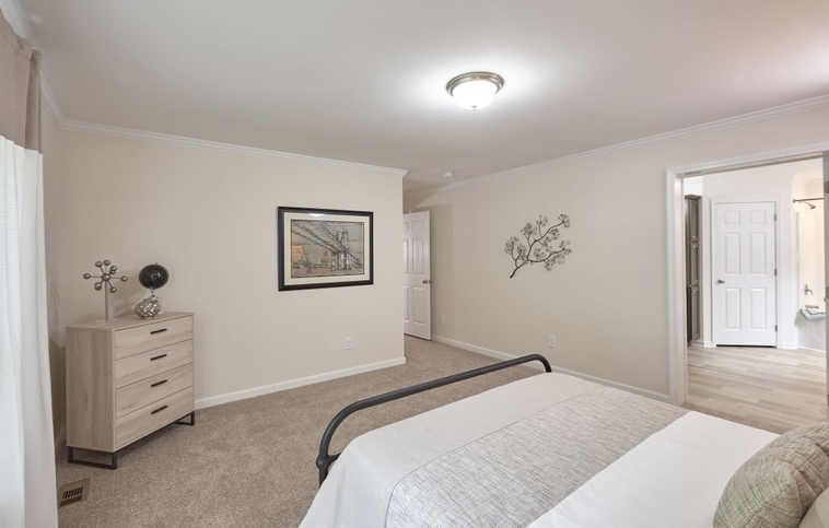 Blue Ridge Limited 2 32603B | 3 bedroom, 2 bathroom, 1800 sqft home | Built by Cavco - Crouse in Crouse, NC.