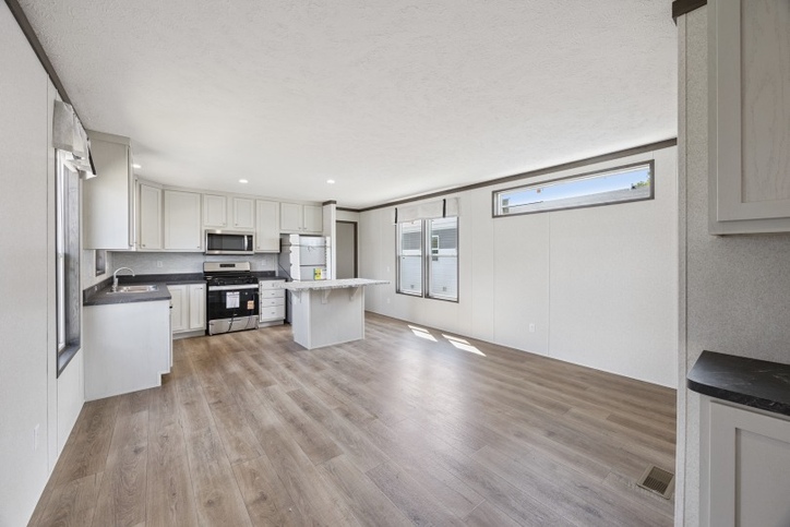 Daisy | 3 bedroom, 2 bathroom, 1104 sqft home. Built by Cavco - Waco in Waco, TX. National Community house.