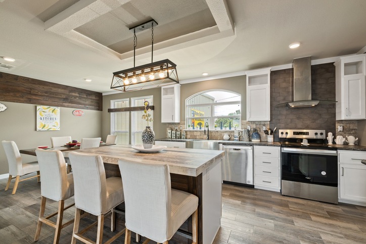 EL RANCHO - LARGEST HIDDEN PANTRY ON THE MARKET! 32644A Seguin TX