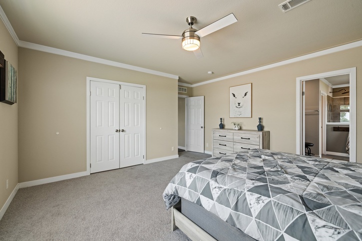 EL RANCHO - LARGEST HIDDEN PANTRY ON THE MARKET! 32644A Seguin TX