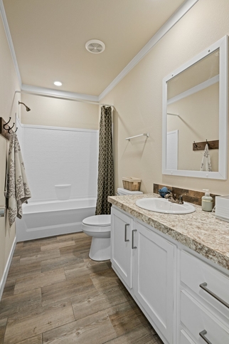 EL RANCHO - LARGEST HIDDEN PANTRY ON THE MARKET! 32644A Seguin TX