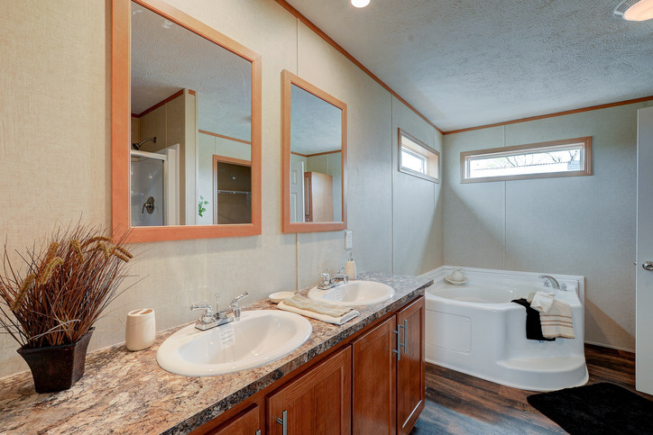 Velocity 187002 | Master Bath