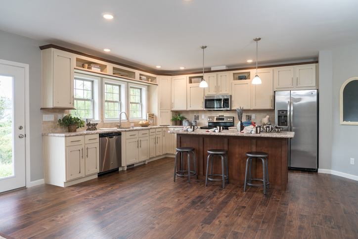 Binkley 32543AM | 3 bedroom, 2 bathroom, 1674 sqft home. Built by Cavco - Manorwood in Emlenton, PA.
