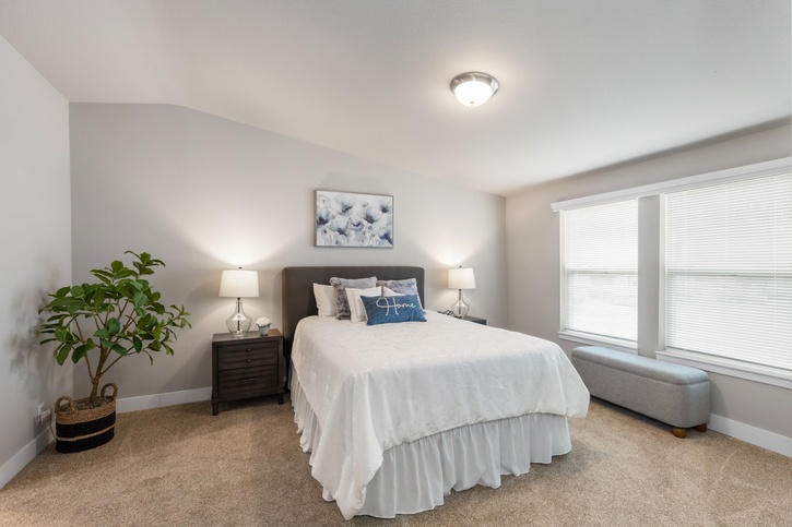 Santiam 28603C Kingston WA