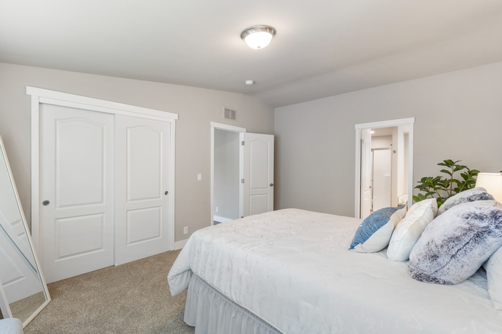 Santiam 28603C Kingston WA