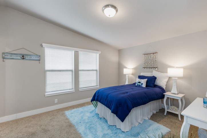 Santiam 28603C Kingston WA