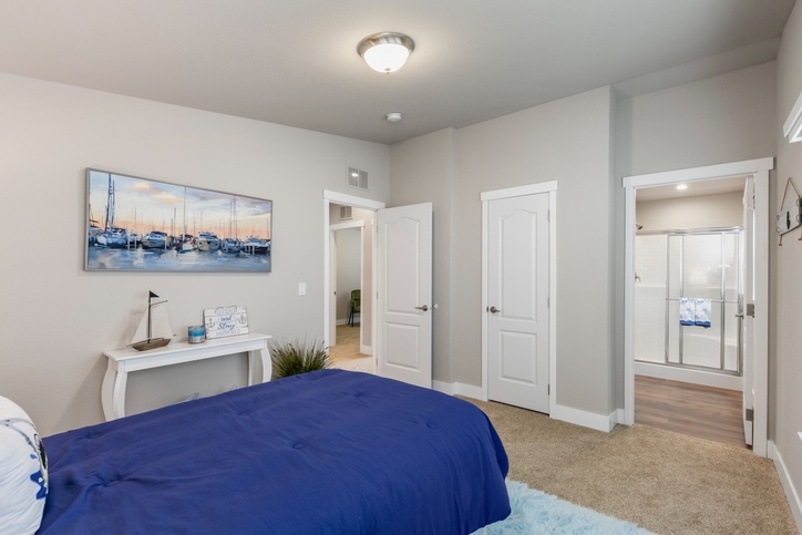 Santiam 28603C Kingston WA