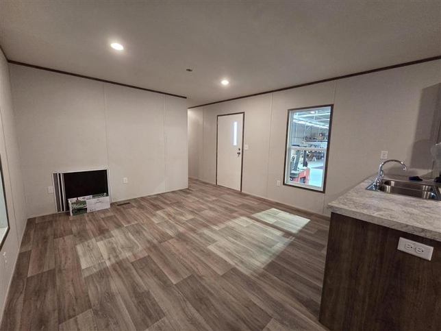 Jade 14663B Albuquerque NM