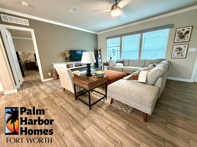 Palm Harbor Urban Value - READY FOR IMMEDIATE DELIVERY 32563A Fort Worth TX