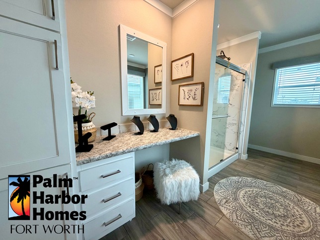 Palm Harbor Urban Value - READY FOR IMMEDIATE DELIVERY 32563A Fort Worth TX