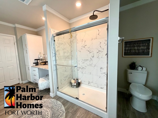 Palm Harbor Urban Value - READY FOR IMMEDIATE DELIVERY 32563A Fort Worth TX