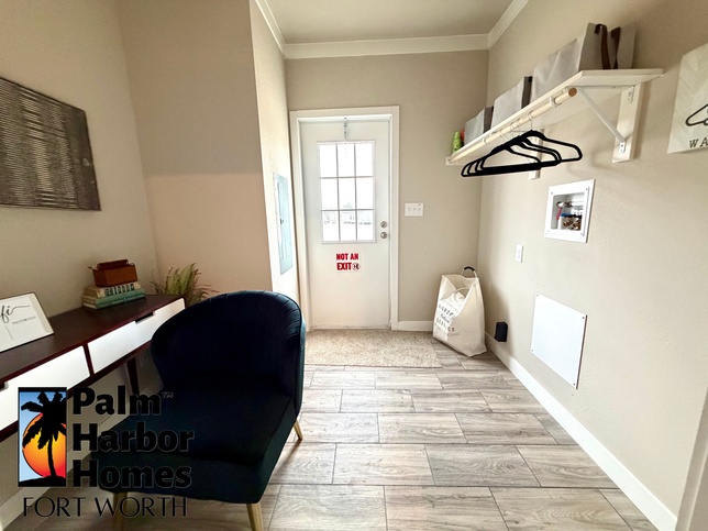Palm Harbor Urban Value - READY FOR IMMEDIATE DELIVERY 32563A Fort Worth TX