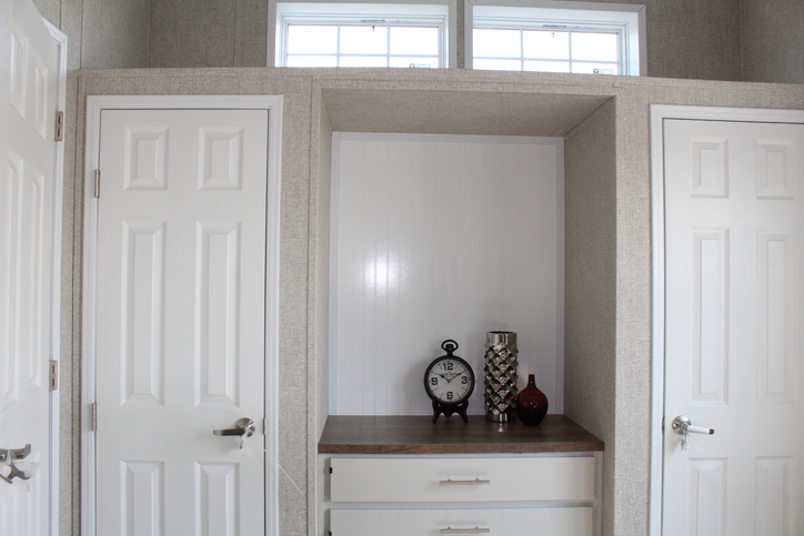 Country Manor Canadian 148029 Park Model | 1 bedroom, 1 bathroom, 537 sqft home. Built by Cavco - Nappanee in Nappanee, IN.