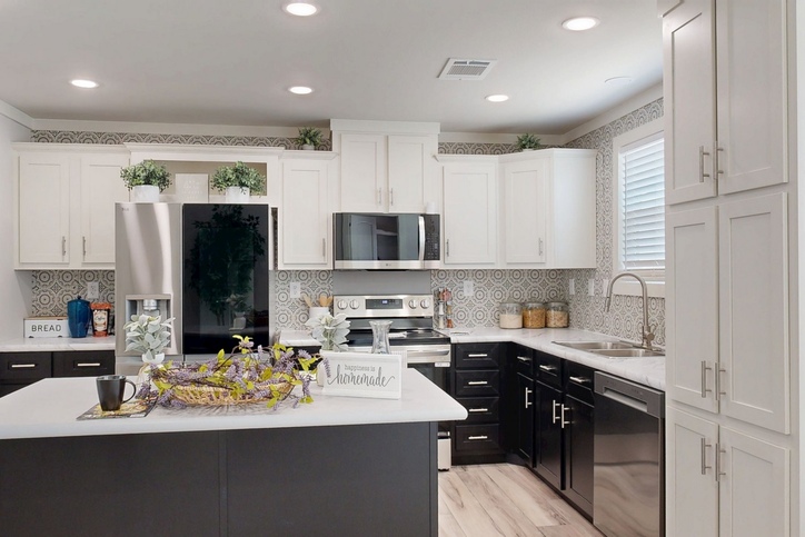 Emerald R52F Diamond Series Manufactured Home Bryan TX