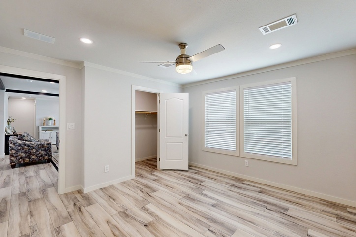 Emerald R52F Diamond Series Manufactured Home Bryan TX