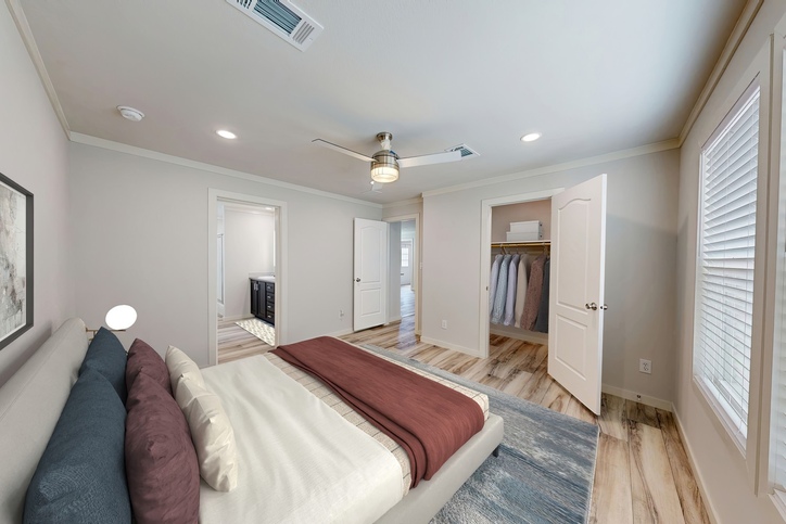 Emerald R52F Diamond Series Manufactured Home Bryan TX