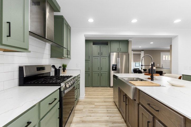 Deercreek Allure 28643E | 3 bedroom, 2 bathroom, 1707 sqft home. Built by Cavco - Shippenville in Shippenville, PA.