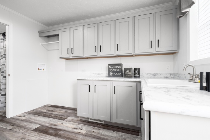 Eastland Concepts 28563E | 3 bedroom, 2 bathroom, 1453 sqft home. Built by Cavco - Shippenville in Shippenville, PA.