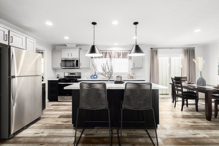 Eastland Concepts 28563E | 3 bedroom, 2 bathroom, 1453 sqft home. Built by Cavco - Shippenville in Shippenville, PA.