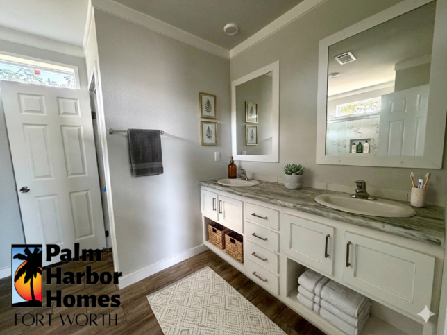 The Star by Palm Harbor - READY FOR IMMEDIATE DELIVERY 28663A Fort Worth TX