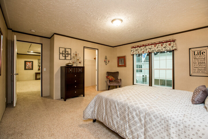 Sandalwood XL 32563F Salem IN