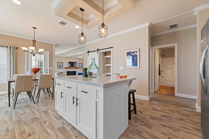 Timberview 32663E | 3 bedroom, 2 bathroom, 1958 sqft home | Built by Cavco - Moultrie in Moultrie, GA.