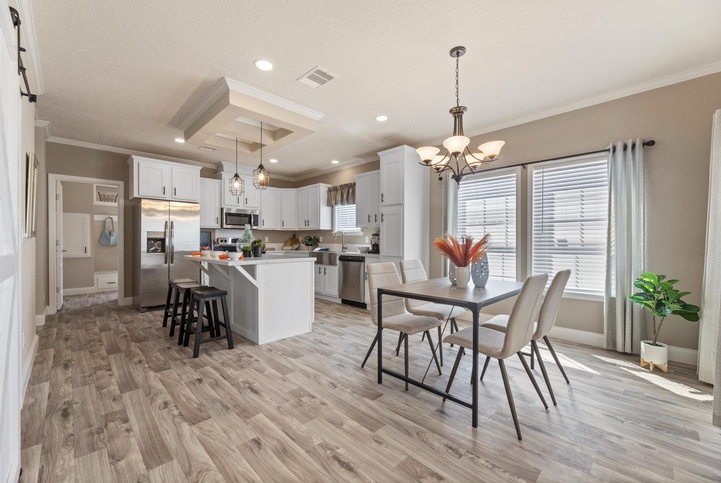 Timberview 32663E | 3 bedroom, 2 bathroom, 1958 sqft home | Built by Cavco - Moultrie in Moultrie, GA.