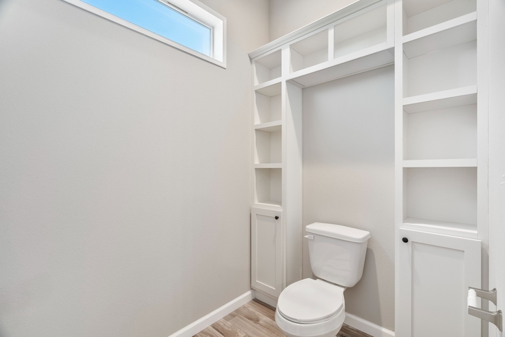 Wingate 40644G | 4 bedroom, 3 bathroom, 2498 sqft home. Built by Cavco - Woodburn in Woodburn, OR.
