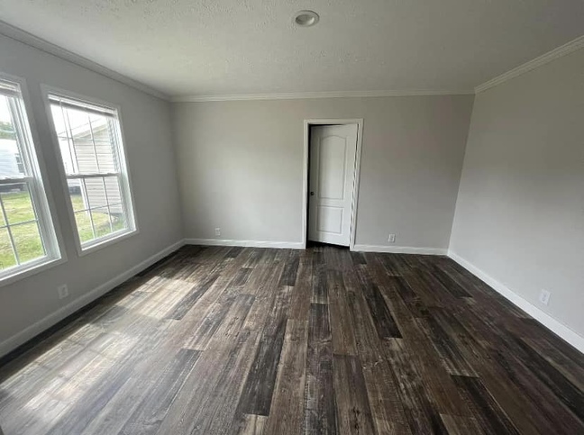 Country Manor 16763M | 3 bedroom, 2 bathroom, 1178 sqft home | Built by Cavco - Rocky Mount in Rocky Mount, VA.