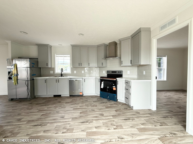 Country Manor 16763M | 3 bedroom, 2 bathroom, 1178 sqft home | Built by Cavco - Rocky Mount in Rocky Mount, VA.