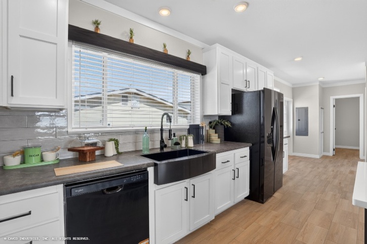 La Sierra 32764A | 4 bedroom, 2 bathroom, 2356 sqft home. Built by Cavco - Austin in Austin, TX.