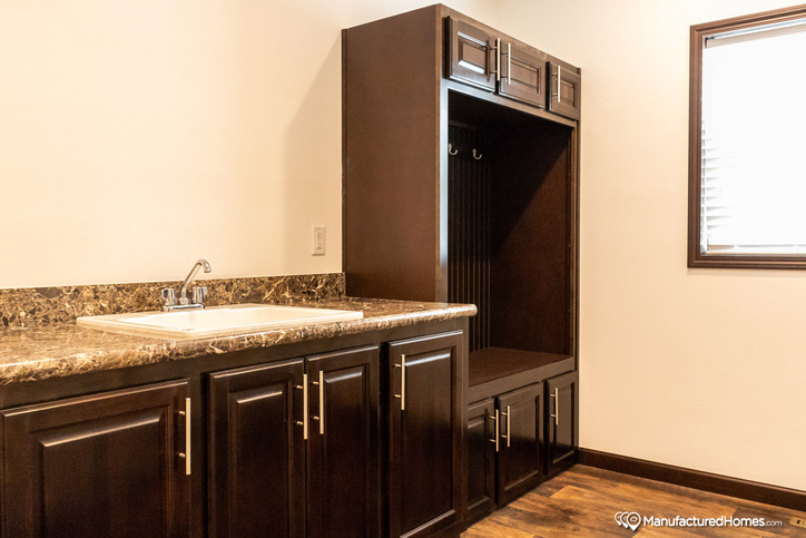 The Mountain Lodge 32763A | 3 bedroom, 2 bathroom, 2315 sqft home | Built by Cavco - Montevideo in Montevideo, MN.