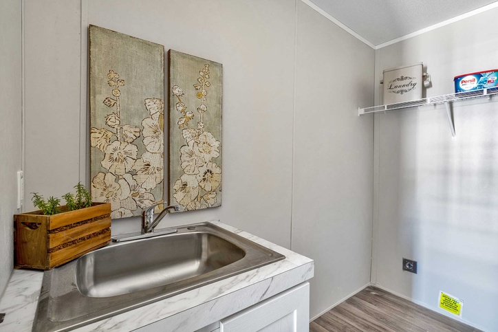 Pinnacle 16763A | 3 bedroom, 2 bathroom, 1178 sqft home | Built by Cavco - Waco in Waco, TX.