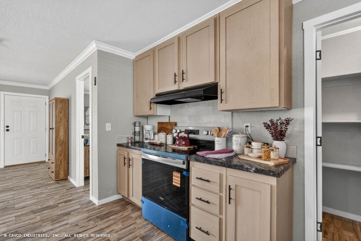 Topaz series | 3 bedroom, 2 bathroom, 1568 sqft home. Built by Cavco - Duncan in Duncan, OK.