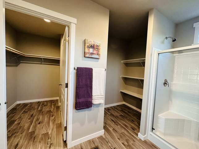 Quartzville 28583F Woodburn OR