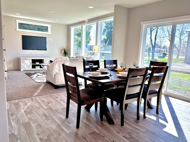 Quartzville 28583F Woodburn OR