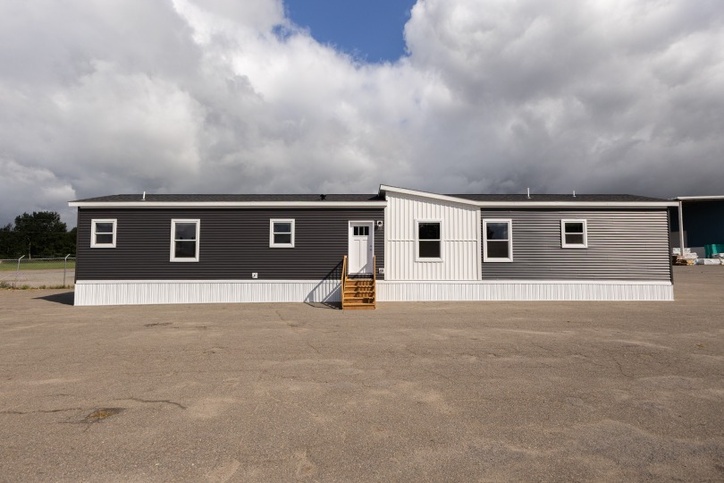 Westlake Single 14763A | 3 bedroom, 2 bathroom, 1013 sqft home | Built by Cavco - Dorchester in Dorchester, WI.