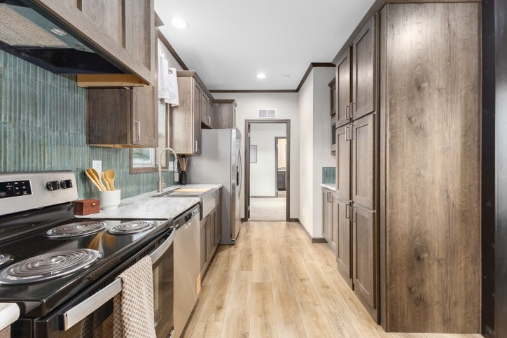 Westlake Single 14763A | 3 bedroom, 2 bathroom, 1013 sqft home | Built by Cavco - Dorchester in Dorchester, WI.