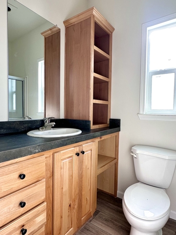 Cascadia Special Edition 12351Y Woodburn OR