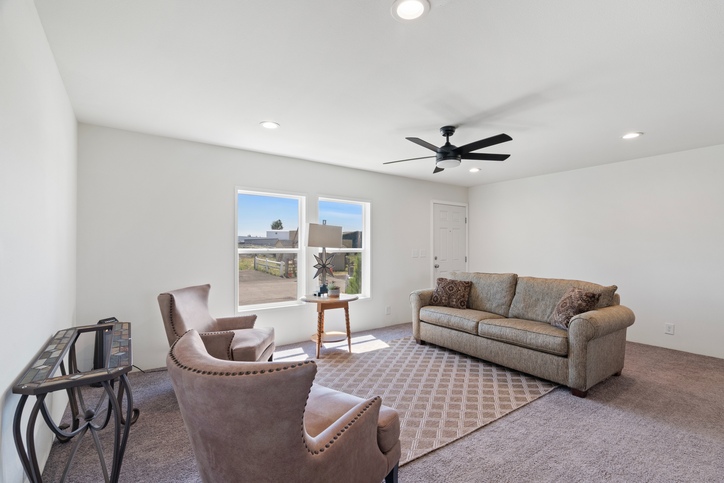 Pure 28483U | 3 bedroom, 2 bathroom, 1280 sqft home. Built by Cavco - Woodburn in Woodburn, OR.