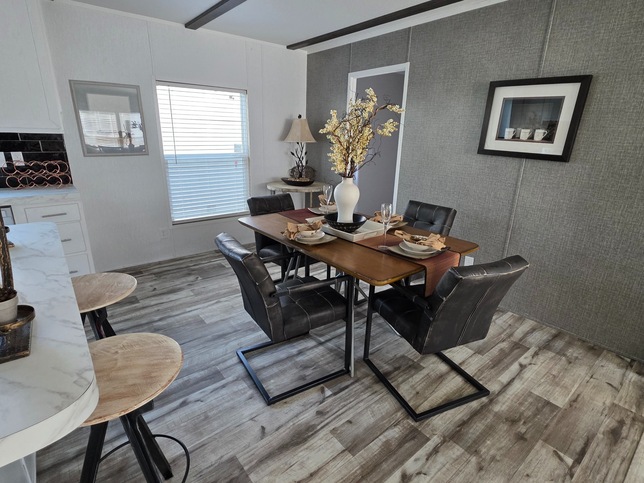 THIS PRICE WON'T LAST LONG - ONLY 1 LEFT!! 28483P New Braunfels TX